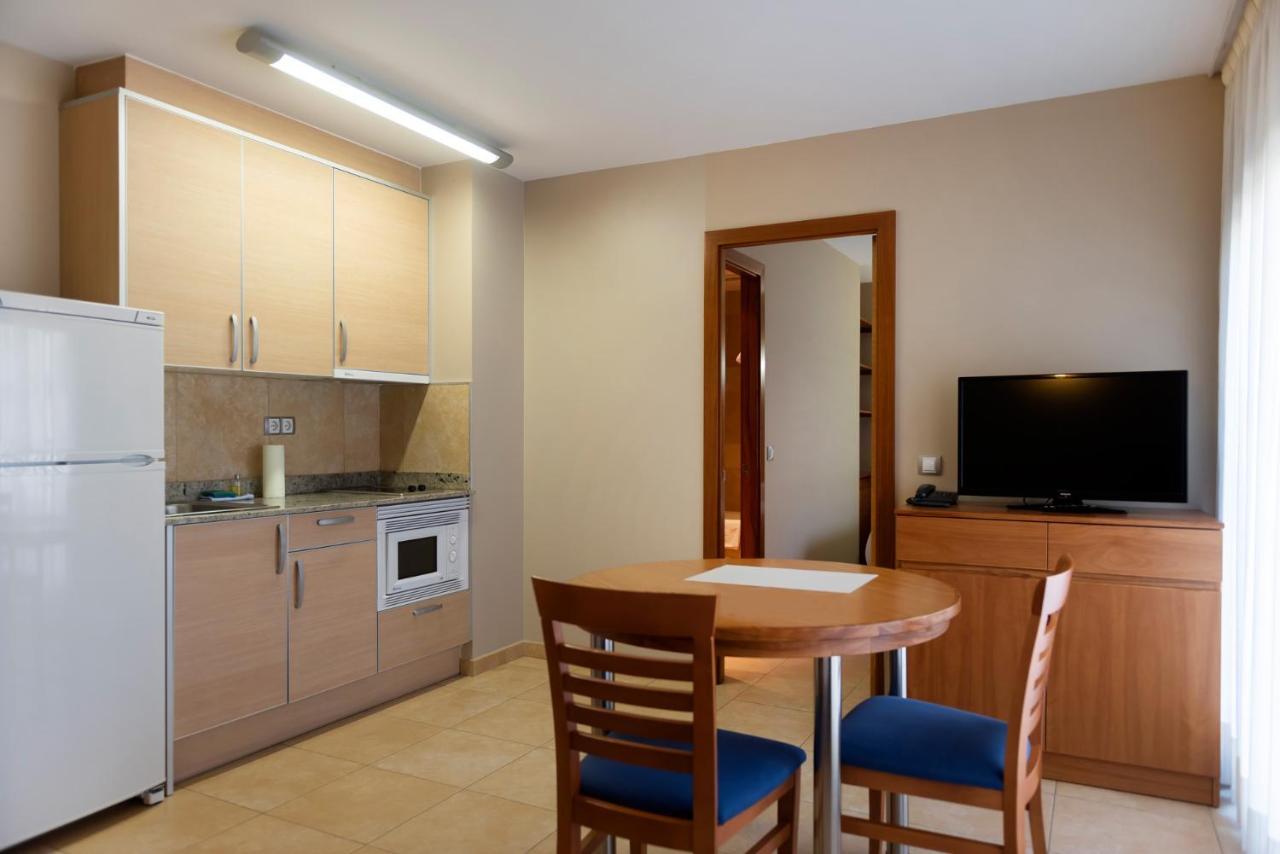 Aparthotel Iceberg Sant Julià de Lòria Eksteriør bilde