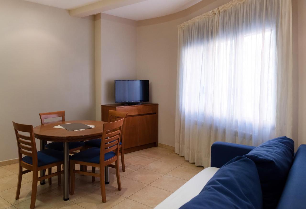 Aparthotel Iceberg Sant Julià de Lòria Eksteriør bilde